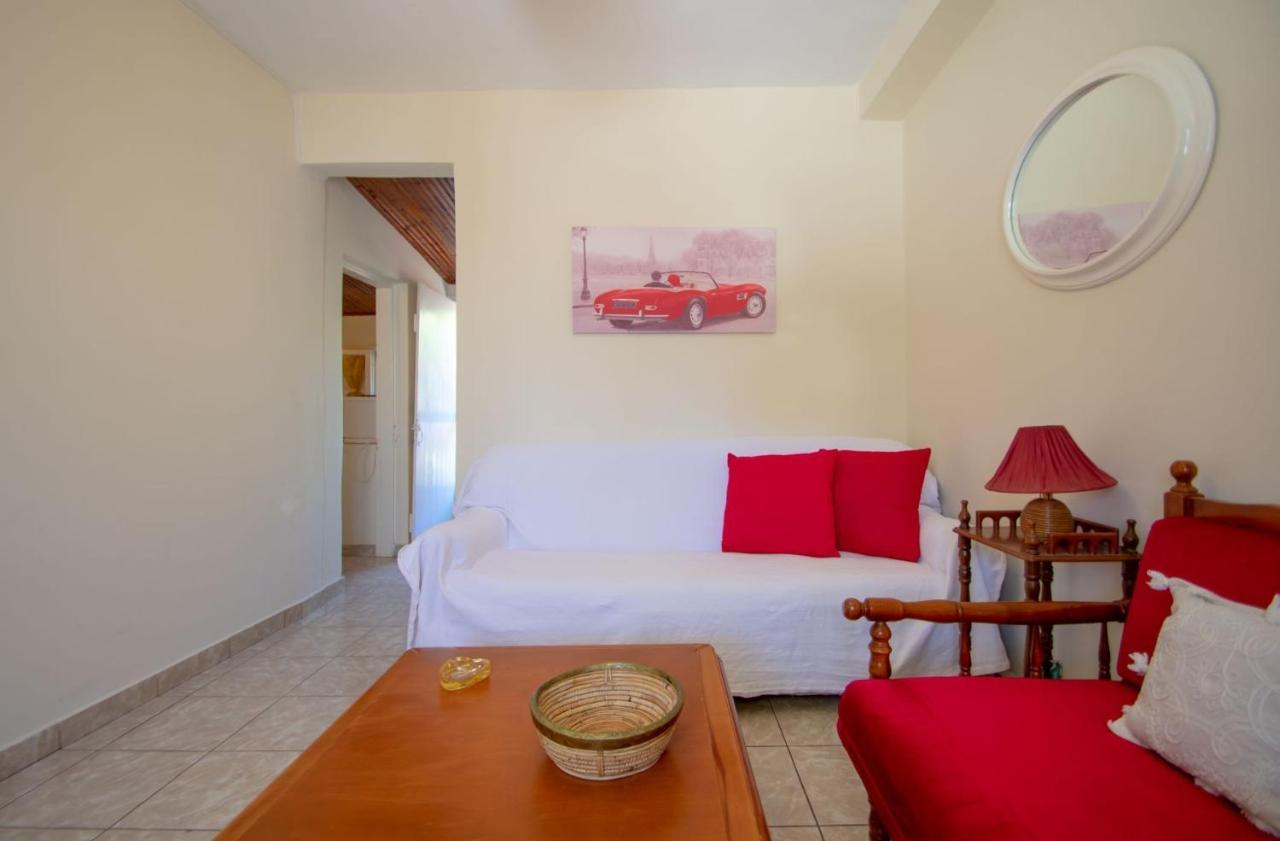 Doras Beach Bungalow B By "Elite" Plános Esterno foto