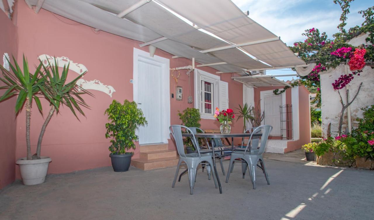 Doras Beach Bungalow B By "Elite" Plános Esterno foto
